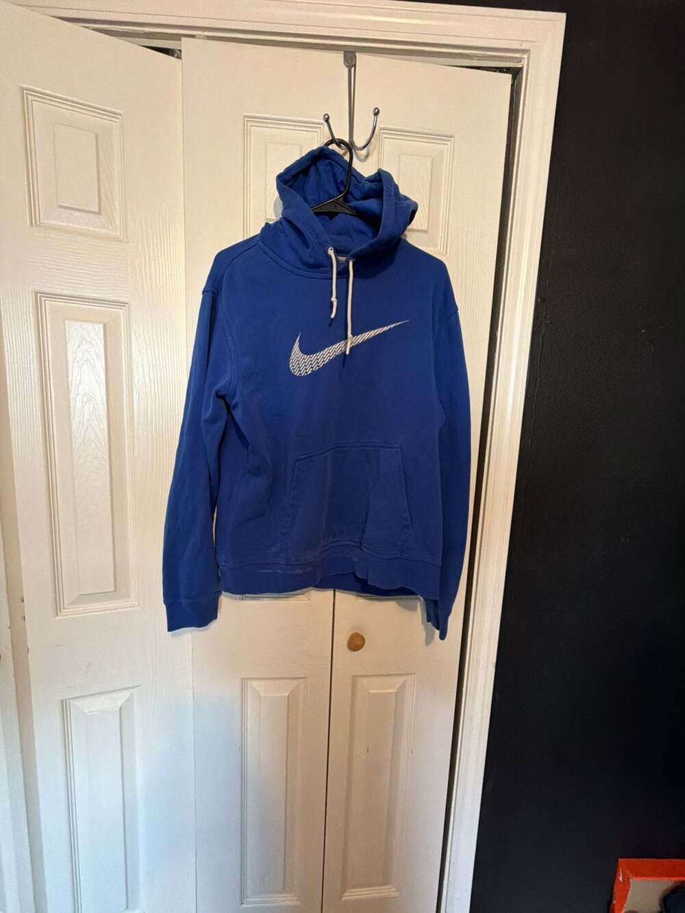 Nike Hoodie Size L Blue Graphic Swoosh Sweatshirt